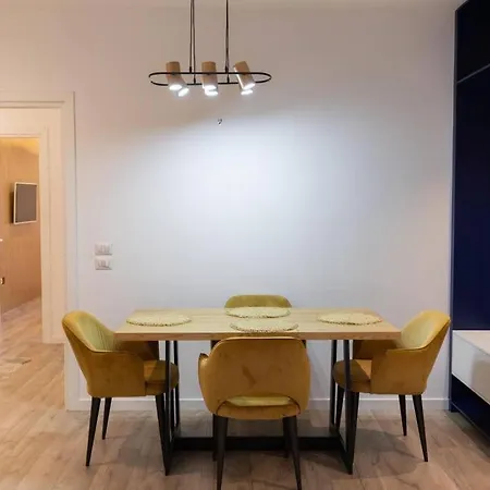 Terrace 6 טיראנה