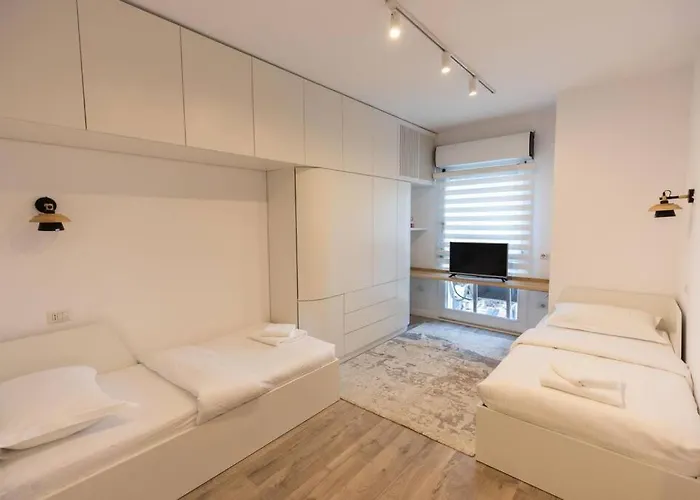Terrace 6 * Tirana