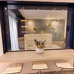Terrace 6 *